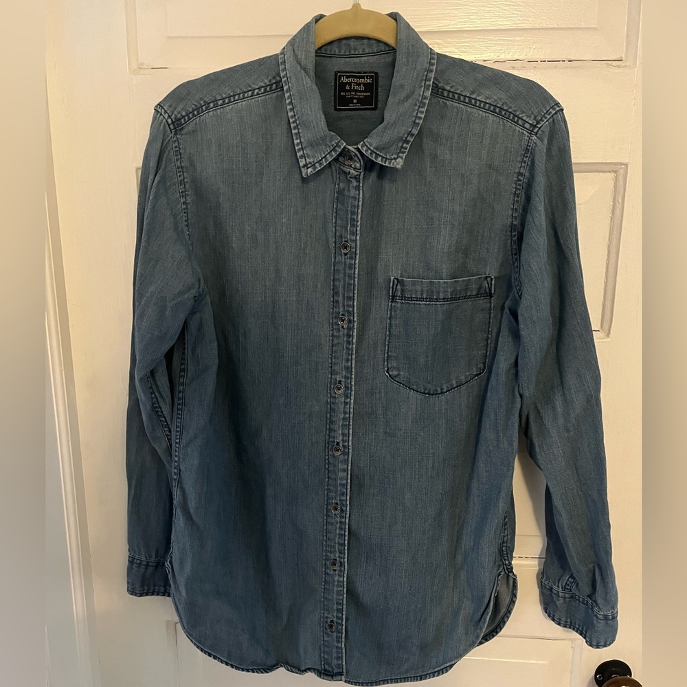 Abercrombie & Fitch Chambray Shirt size M